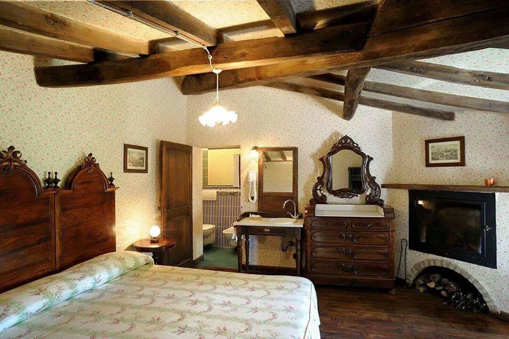 Agriturismo La Fenice Tole Buitenkant foto